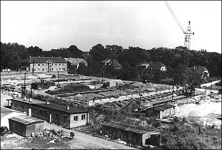 Po r.1960 takto začínala výstavba jedněch z prvních domů Sídliště u cihelny.