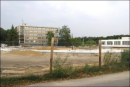 Základy sportovní haly na Lipové ulici byly položeny v srpnu roku 2003.