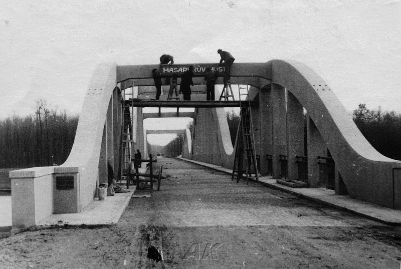 Most medzi holicom a hodoninom 10.11.2019