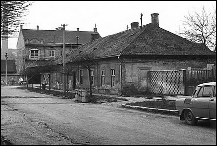 Ulice B. Nmcové, v pozadí Panava. Rok 1975.