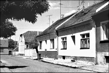 Konec ulice Blahoslavovy smrem k Horním Valm a ulici Polní.
