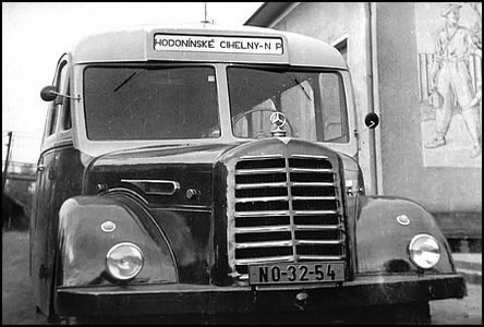 Autobus Mercedes Hodonínských cihelen z roku 1959.