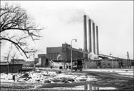Elektrárna v dob asi okolo roku 1960.