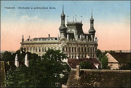Pohled k OA ped rokem 1928 - ped výstavbou budov Sokolovny a soudu.