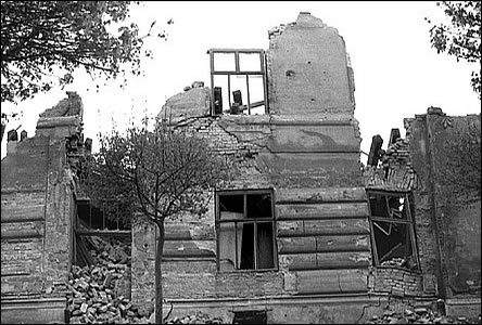 Konec budovy bývalého berního úadu na Horních Valech v roce 1977.