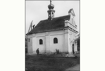 Oprava kaple Sv. kíe v roce 1937.