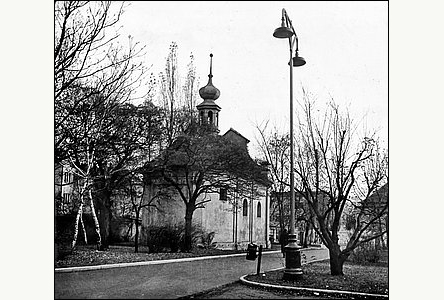 Kaple sv. kíe u zimního stadionu okolo r. 1960, ped stavbou Sportklubu.