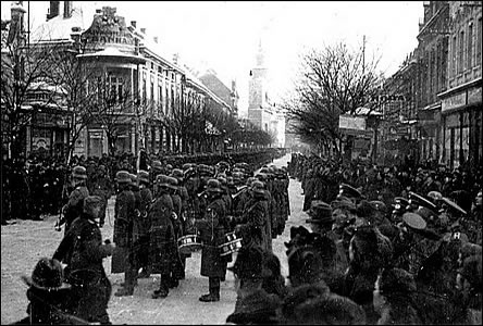 Pehlídka wehrmachtu na Národní tíd v únoru roku 1942.
