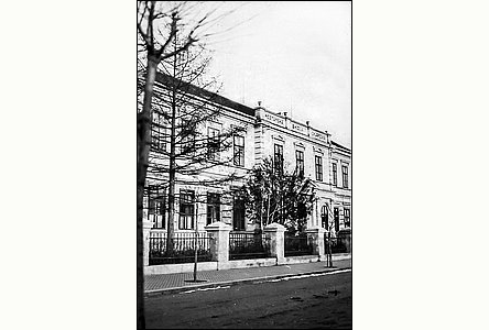 Mšanská škola chlapecká na ulici Legioná v roce 1940.