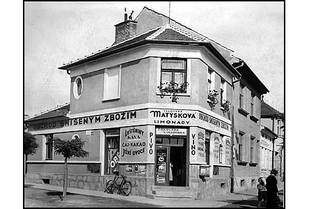 Obchod paní Matýskové byl na ul. Marxov podle pana Hürmana do r. 1948.