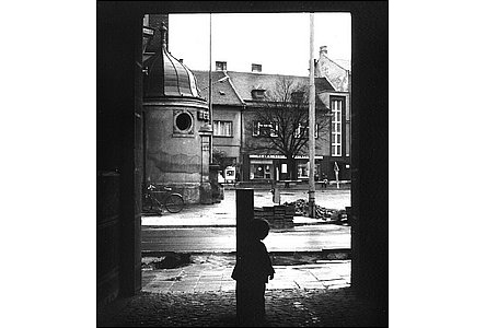 Pohled z Radniní ulice na Masarykovo námstí okolo roku 1974.