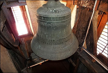 Zvon Vavinec z roku 1973.