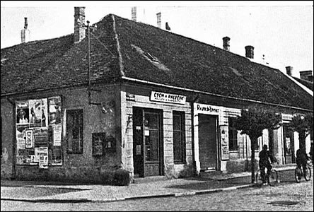 Roh ulic Horní a Dolní Valy a Dobrovolského asi po roce 1925.