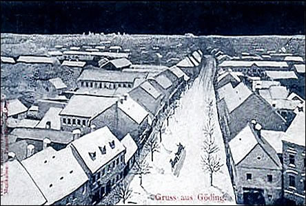 Pohlednice Nár. tídy z r. 1900, povšimnte si výšky nkterých dom.